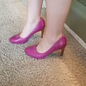 Cole Haan/Nike Air leather fushia stilettos
